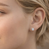Ohrstecker Elegant · je 0,50 ct Cushion-Cut Labordiamant · 14k Weißgold